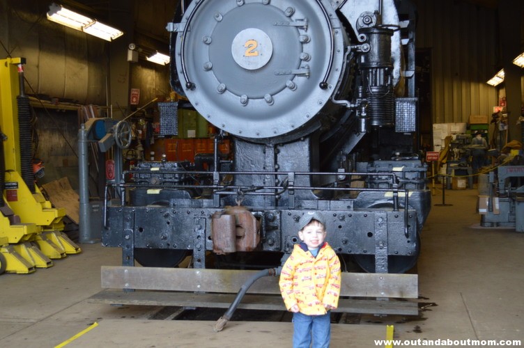 Giveaway_Out and About Mom_Day Out with Thomas_in front of train